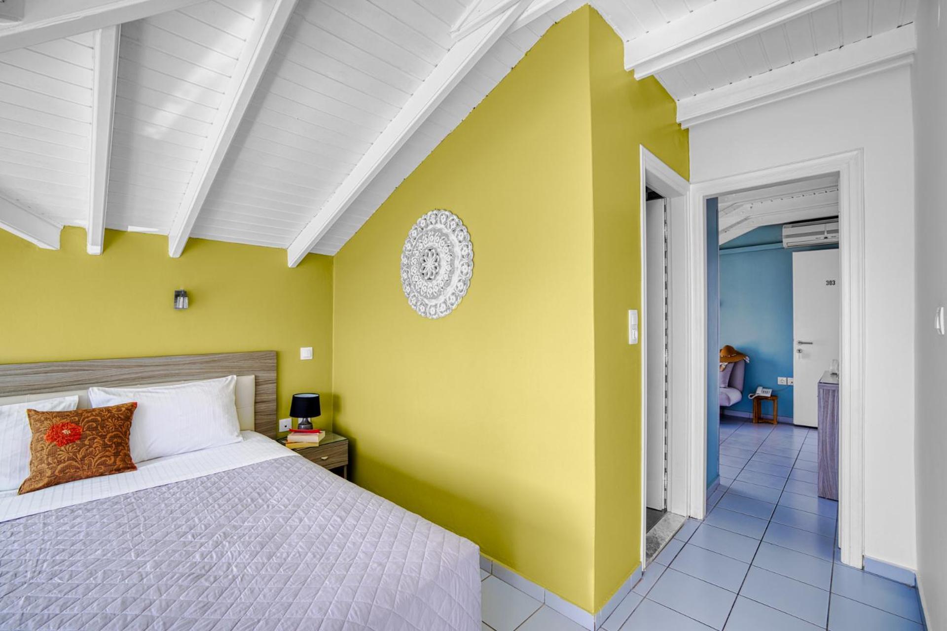 Platy Beach Hotel Экстерьер фото