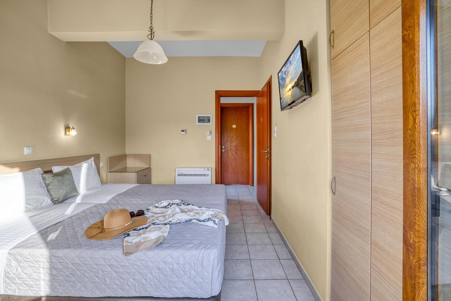 Platy Beach Hotel Экстерьер фото