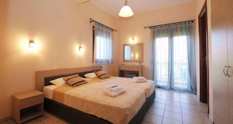 Platy Beach Hotel Экстерьер фото