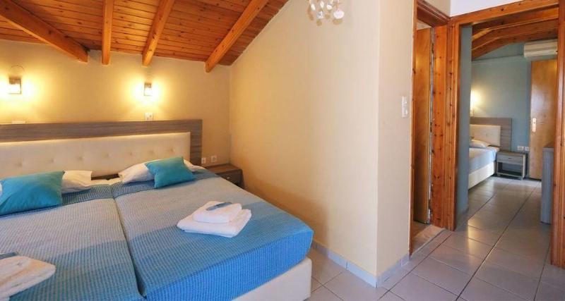 Platy Beach Hotel Экстерьер фото